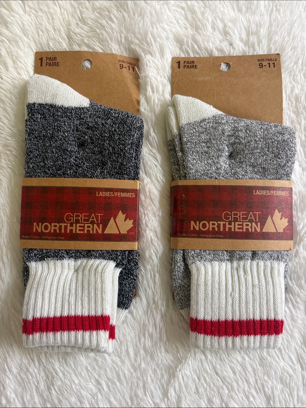 Set of 2 ladies NWT Great Northern Winter boot socks